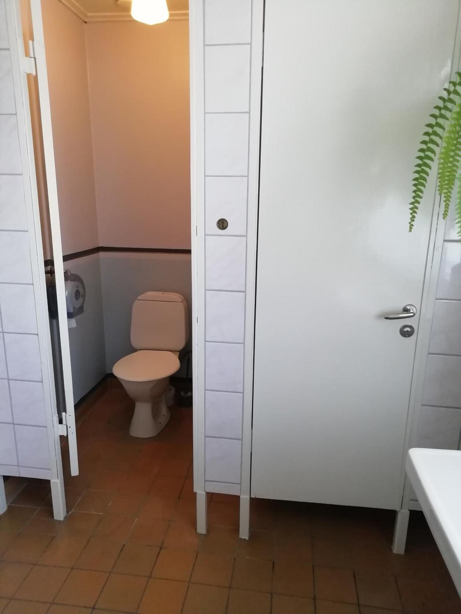 Moshults Vandrarhem Skruv Luaran gambar